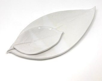 Ceramic Serving Plate- Handmade Plate white-Pottery Serving plate-White plate-leaf plate-Handmade Pottery Plate-Ready to Ship