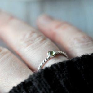 Sterling Silver Peridot Stacking Ring, patterned, rope, stackable 4mm cabochon, Made To Order image 6
