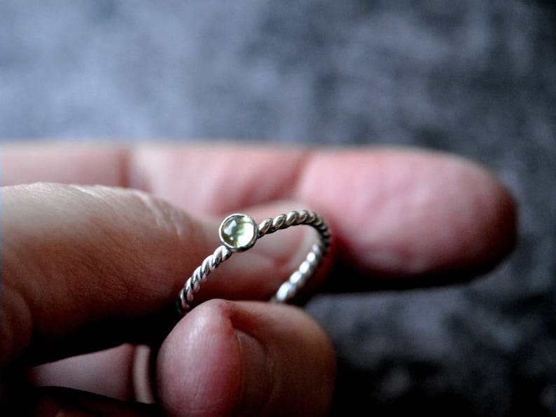 Sterling Silver Peridot Stacking Ring, patterned, rope, stackable 4mm cabochon, Made To Order image 3