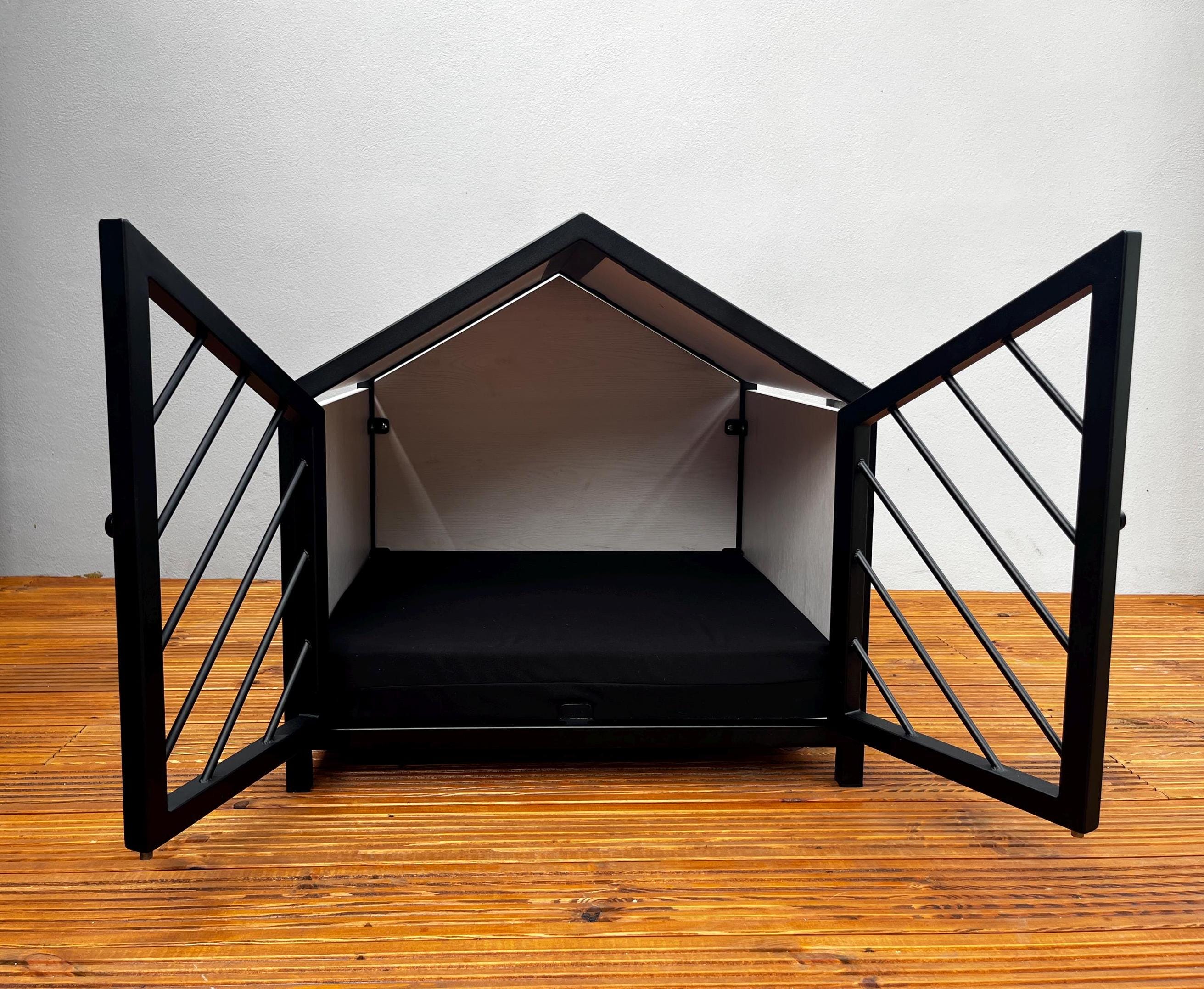 A closer look at Stylish Rattan Dog Crate With Floral Patterns