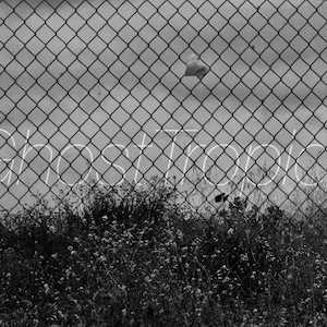 Gate - Fotografia di paesaggio / Bianco e nero / Stampa digitale per il download