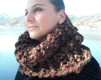 KNITTING PATTERN  Inspired Claire's Cowl Chunky Scarf   PDF Cowl  Instant Download  fall winter accessories Easy  Knitting Fashion Patterns