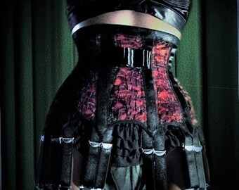 MADAME MARLENE 16 Strap Garter Suspender Belt.