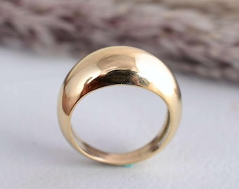 Bold Chunky Band Gold Ring–Minimalist Statement Jewelry for Women– Everyday WearClassic Gold Dome Ring .