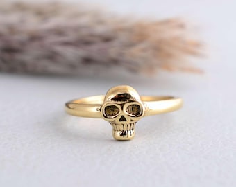 Gold Skull  Ring | Gothic Skull Jewelry | Punk Rock Ring for Men & Women | Edgy Statement Ring | Halloween Gift | Alternative Style Jewelry,