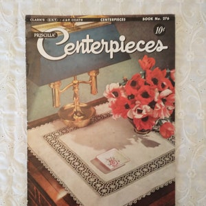 Coats & Clark&#39;s ONT  Vintage Crochet Booklet - Centerpieces   c.1951   KC#12