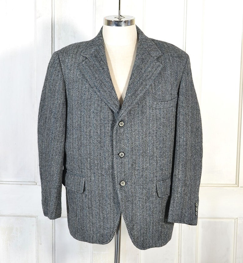 Vintage 70s Harris Tweed Blazer Herringbone Tweed Sport Coat Scottish Wool Jacket Academia Three Button Blazer image 2