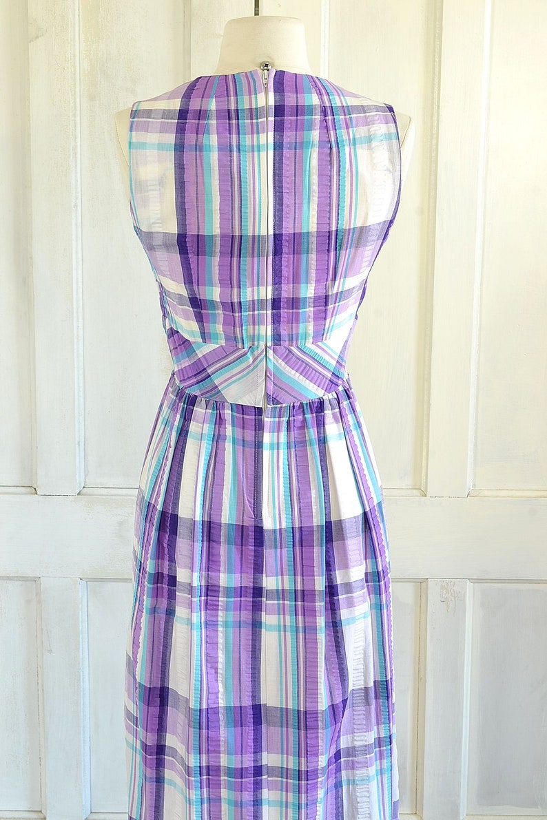 70s Vintage Plaid Seersucker Maxi Dress - 60s Mod Preppy Dress - small image 9