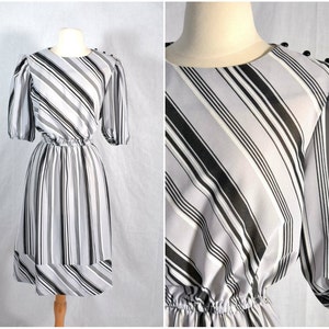Vintage 80s Dress - Button Shoulder Top - Black White and Grey Graphic Stripe - Small to Medium