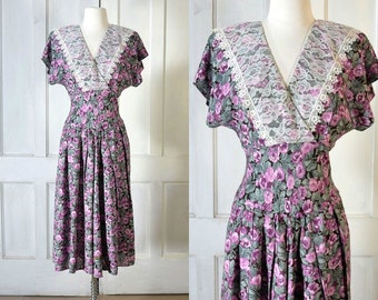 80s Vintage Floral Dress - Romantic Rayon Dress - Lace Collar - Purple Floral Print - Cottagecore - Midi Dress - XS