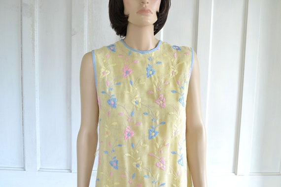 Vintage 60s L'Aiglon Mod Embroidered Dress - Shee… - image 3