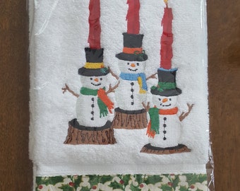 Snowman Embroidered Towel, Christmas Towel, Winter embroidered towel, Christmas gift for Mom, coworker gift, gift for boss, housewarming