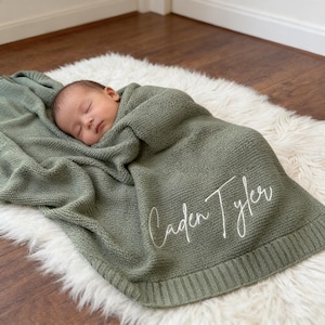 Embroidered Baby Name Blanket, Personalized Knit Baby Blanket, Custom Baby Blanket, Baby Gift, Baby Shower, Newborn Embroidered Baby Gift
