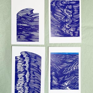 Cartes postales des vagues, air marin, bleu outremer