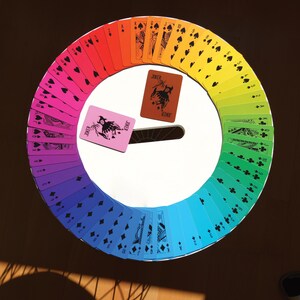Paquete de colores, naipes con degradado de color, póker, decoración, estudio de colores, juego de cartas
