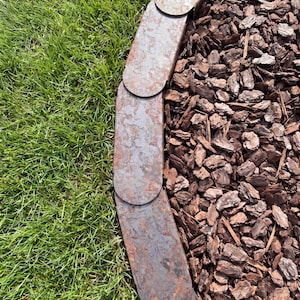 Premium Rasenkante Metall Rostoptik Cortenstahl Garten Beetumrandung Mähroboterfreundlich langlebige Beeteinfassung Bild 7