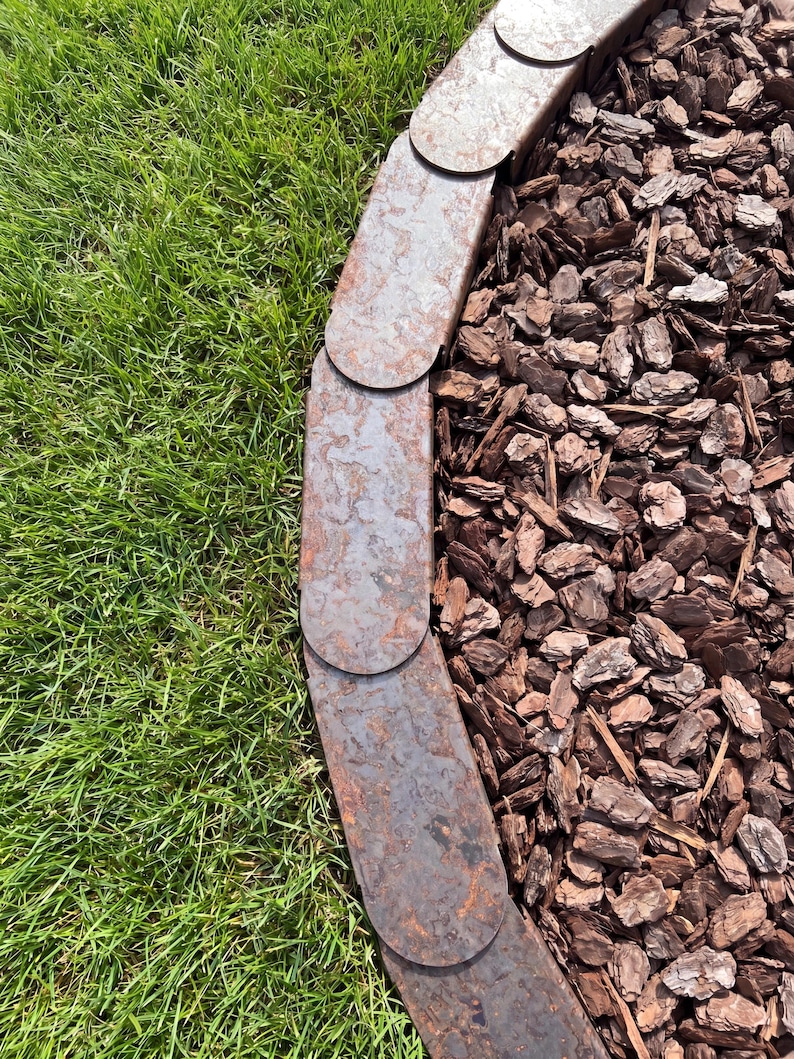 Premium Rasenkante Metall Rostoptik Cortenstahl Garten Beetumrandung Mähroboterfreundlich langlebige Beeteinfassung Bild 7
