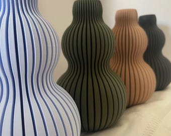 Modern 3D-printed vase | Minimalist decorative vase for dried flowers | Sustainable PLA flower vase | Home accessory in 4 colors