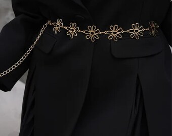 Gold Daisy Chain Belt: Boho Floral Waist Jewelry - Etsy display picture 2