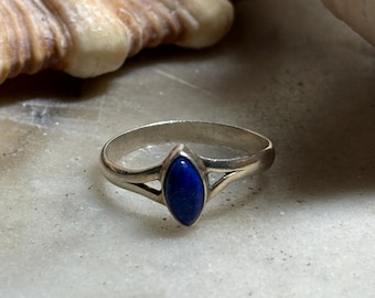 Sterling Silver Lapis Lazuli Ring