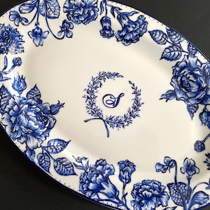 Hand-Painted Delft Blue Wedding Plate: Personalized Porcelain Keepsake