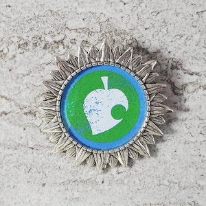 Unique Pin
