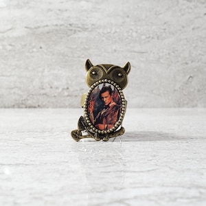 Unique Pin