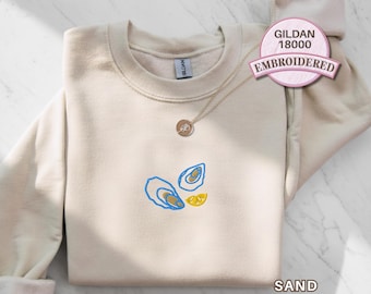 Embroidered Oyster Sweatshirt Cute Seafood Lover Pullover Coastal Aesthetic Shirt Ocean Chic Top Gift for Foodie Friend Beach Style Outfit