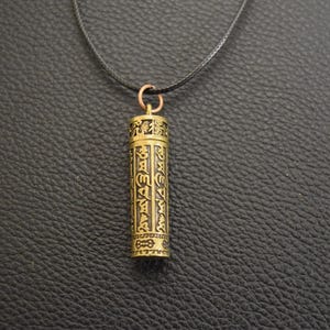 Tibetan Riu Amulet
