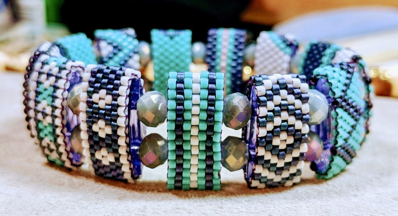 Odd Count Peyote Carrier Bead PDF Pattern (INSTANT DOWNLOAD)