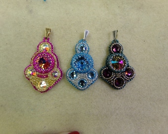 Bollywood Bead Embroidery Pendant Pdf Tutorial (INSTANT DOWNLOAD)