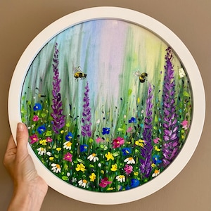 Wild flowers and bee oil painting Round canvas painting 30cm Palette Knife technique Hand painted 3d wall art Create your collection!