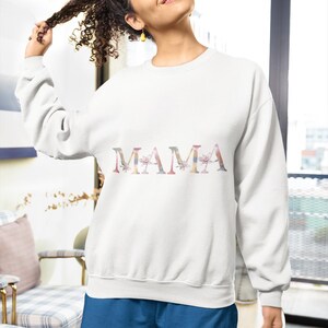 Sudadera MAMA con diseño floral en suaves colores pastel. Top acogedor para mujer. Regalo perfecto para mamás. Sudadera para madres.