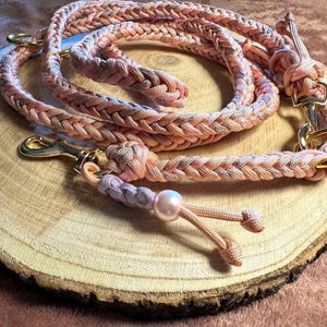 Paracord dog leash &quot;Pearl&quot;