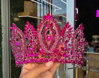 Fuchsia & Gold Tiara: Quinceanera, Wedding, Birthday  display picture 1
