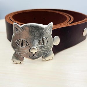 1 Silver Cat Belt Buckle, Unique Cat Shape Belt Buckle, High Quality Accessory, Gift for Pet Owners, Ideal for Cat Lovers, Perfect Gift Idea