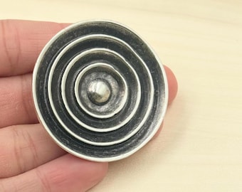 1 Round Swirl Pendant Charms, Spiral Jewelry Making Supplies, Boho DIY Necklace Pendants, Spiral Jewelry Findings for DIY Crafts