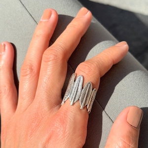 1 Silver Feather Ring, Gift for Women, Tribal Style Ring, Boho Statement Ring, Adjustable Feather Band, Nature Lover Gift, MTR74