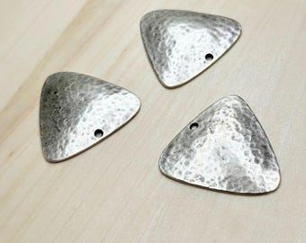 5 Antique Silver Plated Triangle Charms: Geometric Zinc Pendants