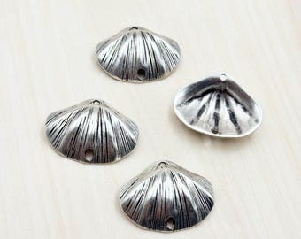 5 Antique Silver Sea Shell Connectors: Coastal Charms (1.6 Inch)