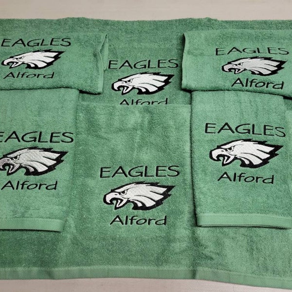 Birds Bath Towel, Eagle Bath Towels, Personalized Gift, Man Cave, For Him, Football Fan Gift, Eagles Gift, Eagles Towel