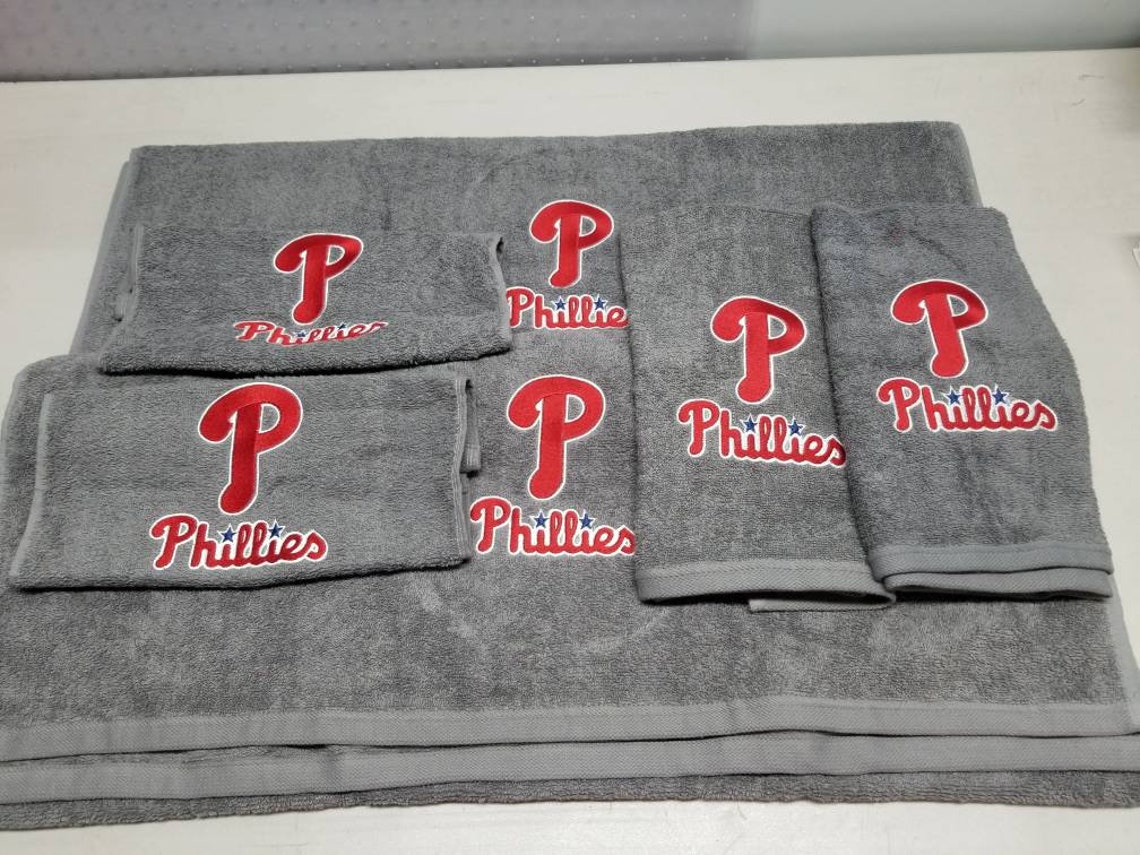 Philadelphia Phillies Towels Personalized Gift Bath Towel Etsy