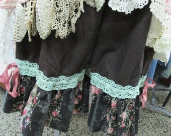 Vintage Kitty..  divine chocolate brown bloomers, delicious..dusky rose, mint green..ooak,  large/2xl