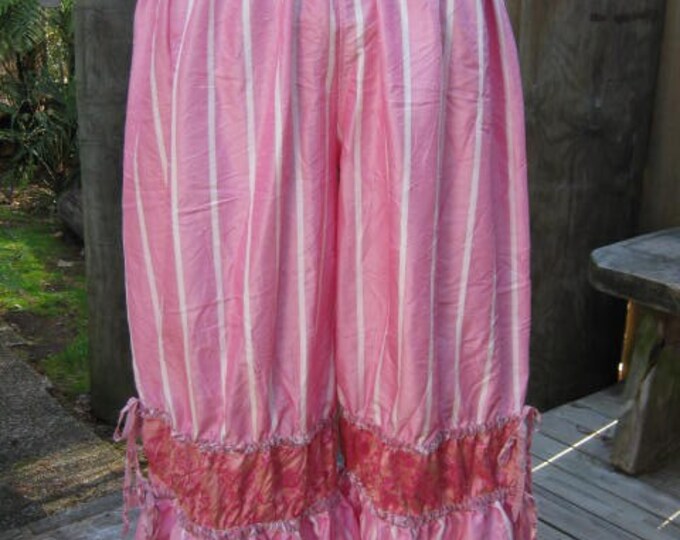 VINTAGE KITTY... LILY HANNAH.. PINKS.. SILK BLOOMERS...STRIPED