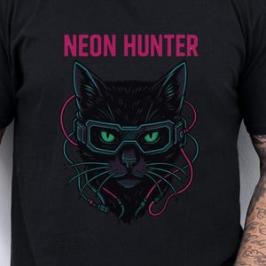 Cyberpunk Cat Comfort Colors Shirt – Unisex Neon Hunter T-Shirt, Cyber Kitty Techwear, Vaporwave Streetwear Cat Lover Gift