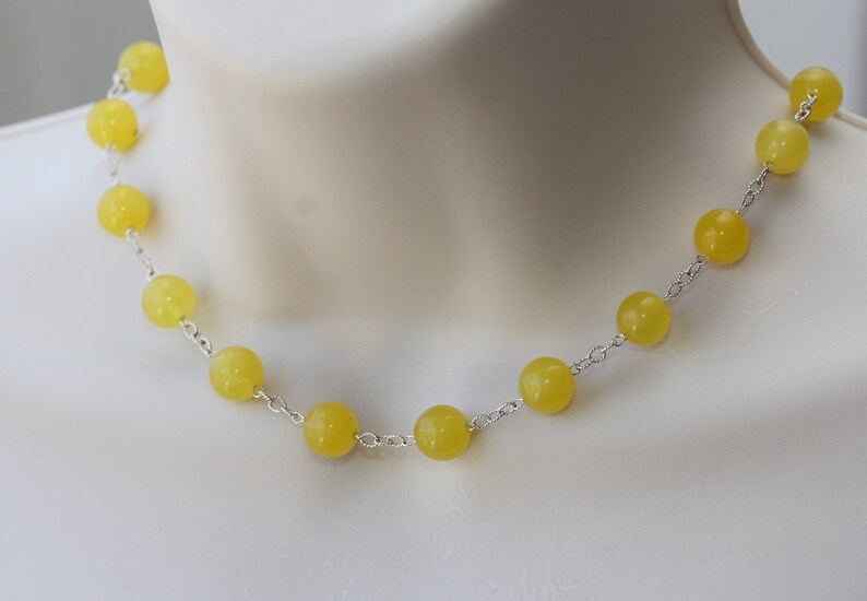 Bold Colors Birthday Gift for Daughter for Mom Silver Necklace Niece Bijoux for Girlfriend Yellow Jade Summer Styles for Sister