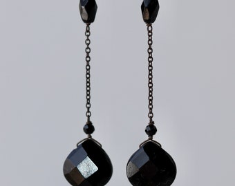 Druppeloorbellen zwarte onyx: geoxideerde sterlingzilveren gothic-sieraden