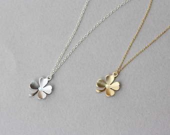 Lucky Clover, St Patricks Day, Gold, Silver, Cute, Birthday Gift for Daughter, for Wife, for Mom, for Sister, for Girlfriend, Best Friend