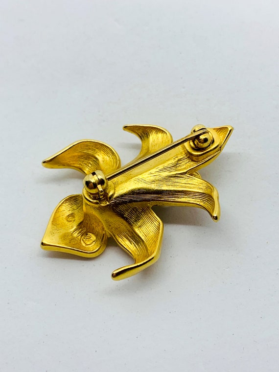 Swarovski Satiny Gold Flower Pin - image 4