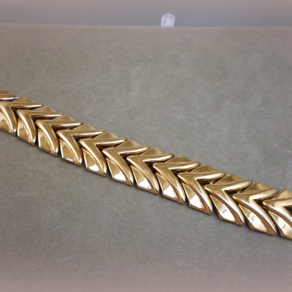 Vintage BERGERE Goldtone Bracelet